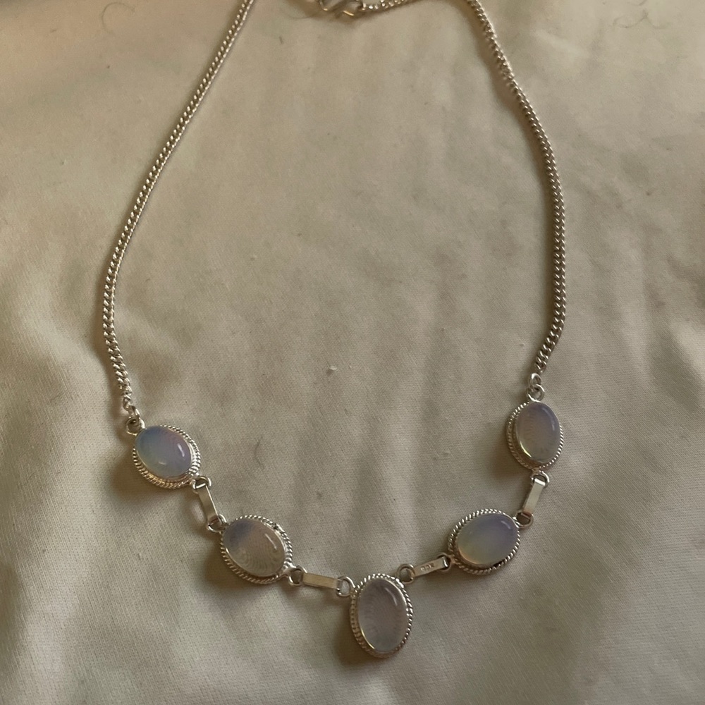 Silver Choker with Moonstone Beads